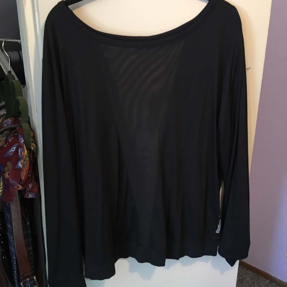 Black Shear block Reebok Top